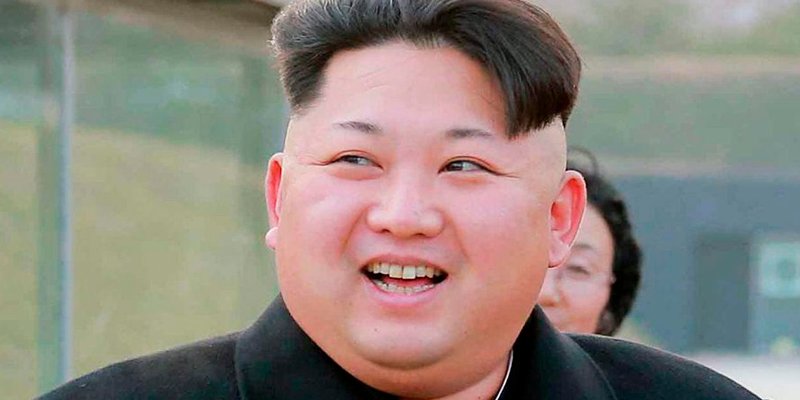 ¿Sabías que el ‘gordito inadaptado’ Kim Jong-un coleccionaba zapatillas Nike y se pasaba las horas muertas jugando con videojuegos?
