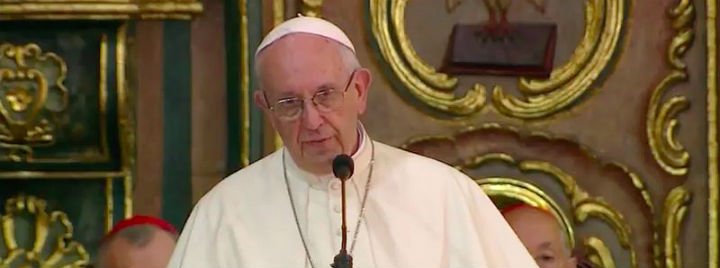 "&iquest;Saben lo que es la monja chismosa? &iexcl;Es terrorista!. Monjas terroristas no, sin chismes"