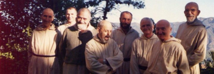 Los monjes trapenses de 'De dioses y hombres', a los altares como m&aacute;rtires