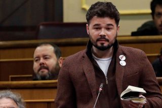 Gabriel Rufi&aacute;n se lleva un 'zasca' como un pino de grande por su &uacute;ltima patochada victimista