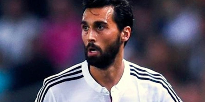 &iexcl;Rid&iacute;culo hist&oacute;rico! El Real Madrid se 'desArbeloa' en Albacete y cae en Copa del Rey