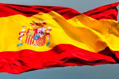 Antonio Burgos: "Ya puestos, Marta S&aacute;nchez pod&iacute;a haber tirado de la m&aacute;s hermosa letra de la Marcha Real: la de Pem&aacute;n"