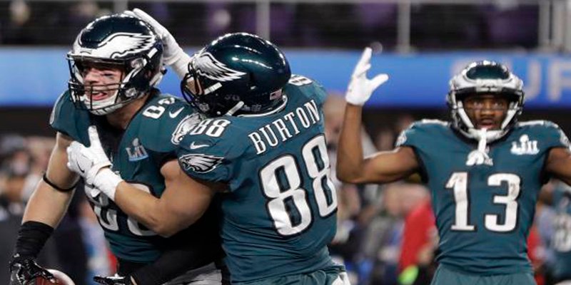 Los Eagles de Filadelfia ganan su primera Super Bowl frente a los New England Patriots