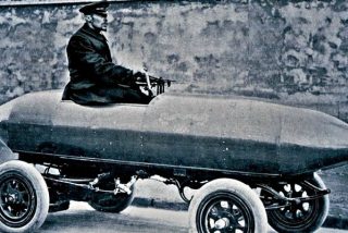 Coche el&eacute;ctrico: &iquest;Sab&eacute;s cu&aacute;ndo se inventaron y quien fue el genio?