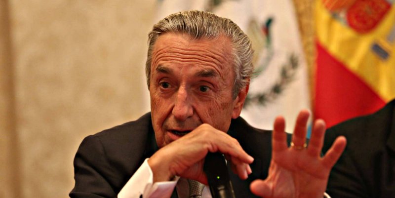 La CNMC multa con 91 millones a CaixaBank, Santander, BBVA y Sabadell por sus chapuzas en el negocio de derivados