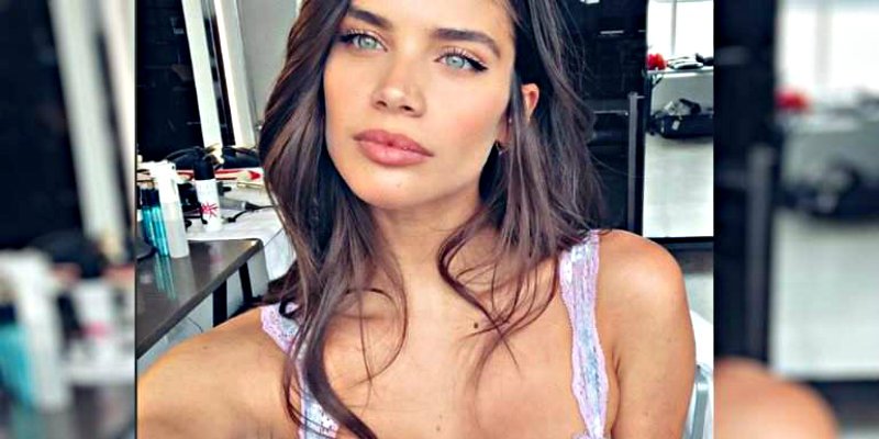 La bella Sara Sampaio también presume de trasero en las redes sociales