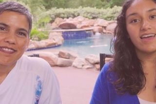 Muere de c&aacute;ncer la youtuber que afirm&oacute; haberse curado comiendo verduras crudas y rezando