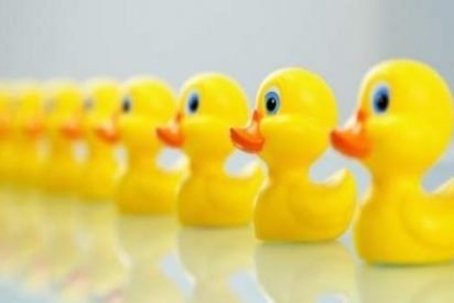 El secreto de los patitos de goma que puede perjudicar gravemente a tus hijos en el ba&ntilde;o