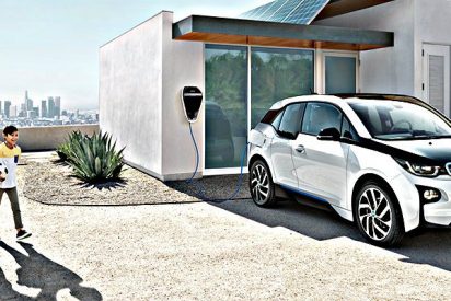 Coche el&eacute;ctrico: BMW cargar&aacute; sus veh&iacute;culos sin cables a finales de 2018