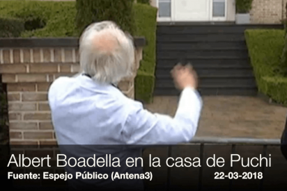 La burla de Boadella en la puerta de la casa de Puigdemont