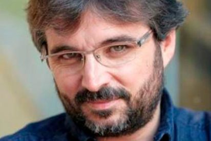 El 'mal informado' Jordi &Eacute;vole se baja los pantalones ante Marta S&aacute;nchez por su tremendo patinazo