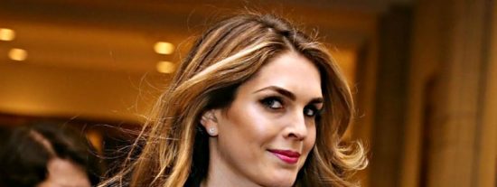Dimite Hope Hicks, la directora de comunicaciones de Trump, y ya van cuatro