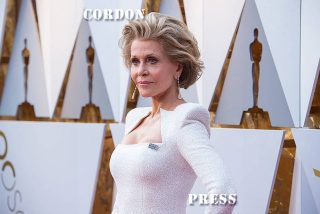 Jane Fonda posa espectacular en los Oscars, a sus 80 a&ntilde;os de edad