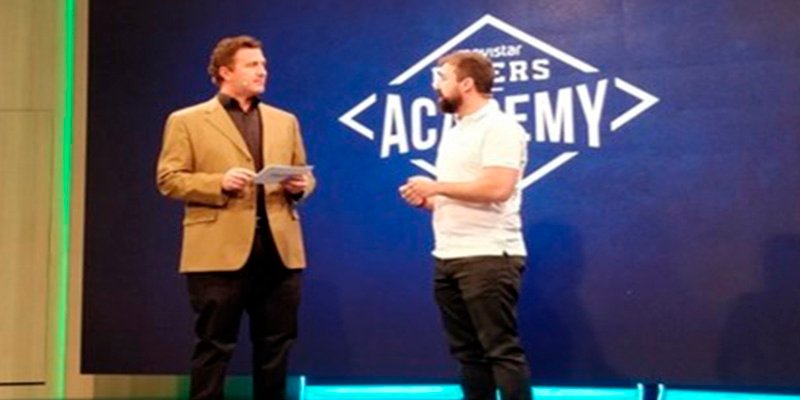 Movistar anuncia la creaci&oacute;n de la Movistar Riders Academy