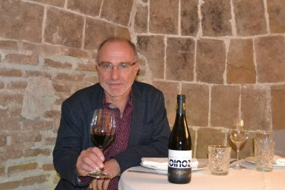 El vino riojano Oinoz By Claude Gros, elaborado por Bodega Carlos Moro, Medalla de Oro en MUNDUS VINI