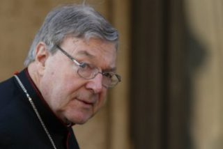 Roma aprovecha la ausencia de Pell para revisar los estatutos de la Secretar&iacute;a para la Econom&iacute;a