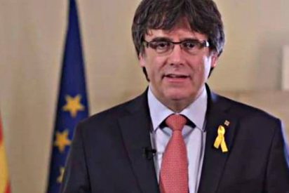 El pr&oacute;fugo Puigdemont tira la toalla y se&ntilde;ala como 'heredero' al preso Jordi S&agrave;nchez