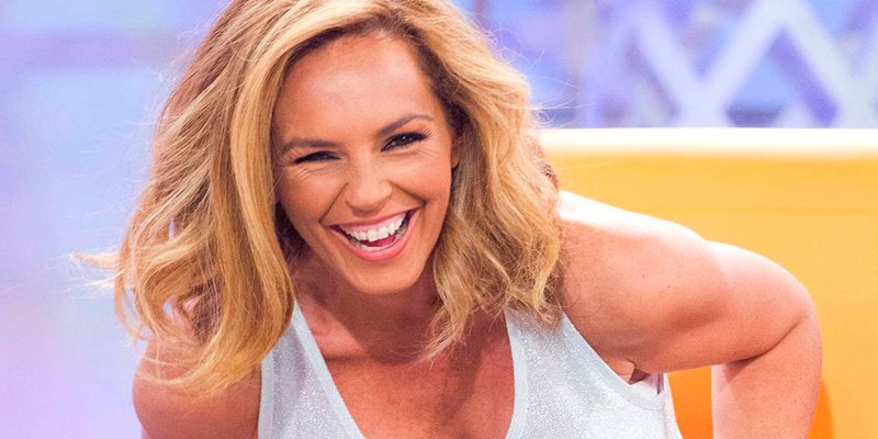 Rocío Carrasco responde con "gracias" ante todas las cuestiones sobre su familia