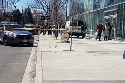"&iexcl;Disp&aacute;reme en la cabeza!": As&iacute; fue el arresto del sospechoso del atropello en Toronto