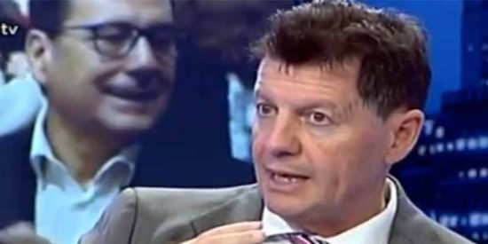 Atresmedia fuerza a La Raz&oacute;n a despedir a Alfonso Rojo por denunciar Periodista Digital con humor el sectarismo de laSexta