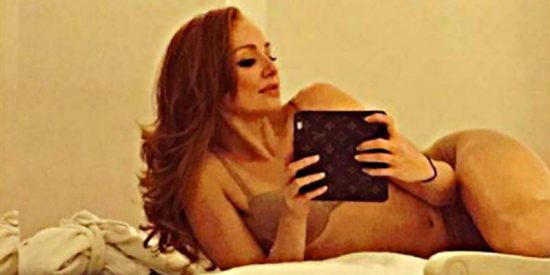 El desnudo 'casual' de Cristina Casta&ntilde;o en Instagram que tiene Internet al rojo vivo