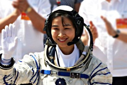Universo: China afirma tener base tecnol&oacute;gica para poner taikonautas en la Luna