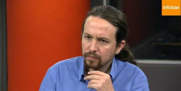 Pablo Iglesias confiesa que quiere vivir en Argentina y en Twitter ofrecen dinero para que se largue