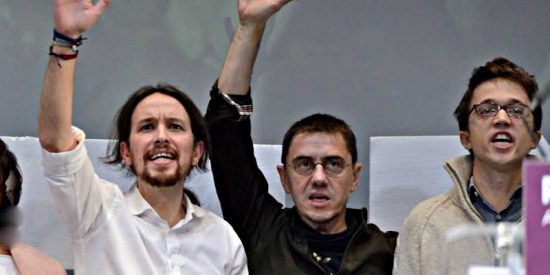 'Re-tra-si-to': la canci&oacute;n de Podemos