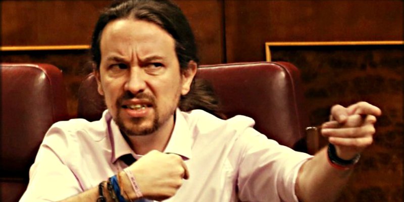 El tremendo corte de digesti&oacute;n que Iglesias sufri&oacute; ante la traici&oacute;n de Bescansa y Errrej&oacute;n: no prob&oacute; ni el postre