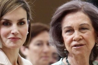 Cachondeo en las redes con el encontronazo entre la reina Letizia y do&ntilde;a Sof&iacute;a