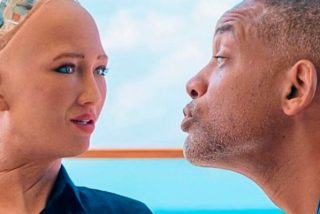 Will Smith y la robot Sophia