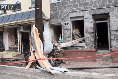 Devastaci&oacute;n total en Ellicott tars las brutales inundaciones