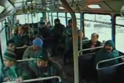 Tr&aacute;fico: cuando la llegada de muerte en carretera es captada en vivo y en directo