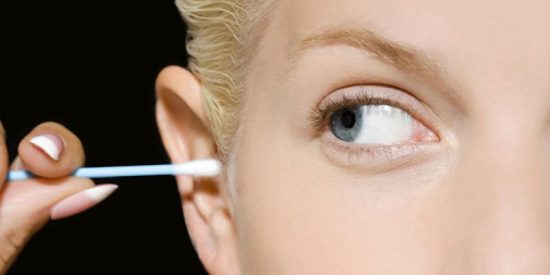 &iquest;C&oacute;mo puedo limpiar mis o&iacute;dos si no se deben usar los bastoncillos de algod&oacute;n?