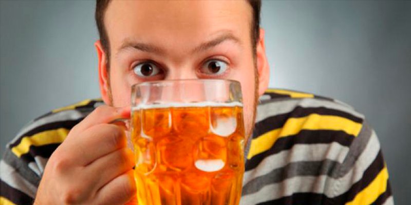 Suecia presenta la "cerveza basura" elaborada a partir de aguas residuales