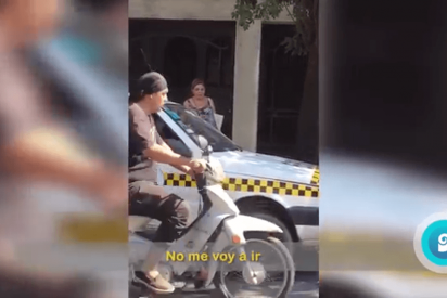 Esta joven es acosada por un taxista y lo enfrenta en medio de la calle
