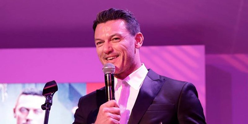 Cannes premia la labor humanitaria de Luke Evans