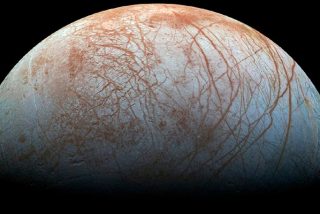 &iquest;Sab&iacute;as que la sonda Galileo detect&oacute; g&eacute;iseres en la luna Europa sin advertirlo?
