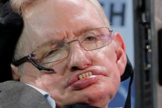 &iquest;Sab&iacute;as que viajeros en el tiempo podr&aacute;n asistir al entierro de las cenizas de Stephen Hawking?