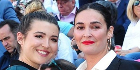 Vicky Martín Berrocal enaltece las virtudes de su hija Alba