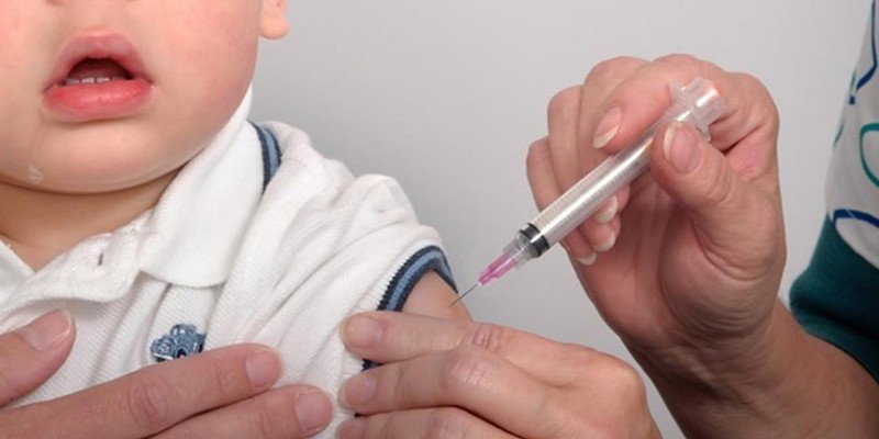 Recomiendan vacunar contra la gripe a niños preescolares asmáticos para reducir ataques de asma
