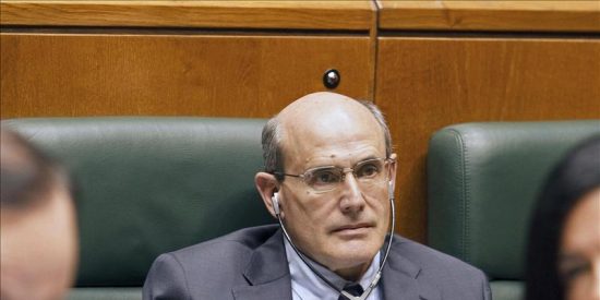 Bengoa considera que el SNS "padece una fragmentaci&oacute;n organizativa que produce ineficacia y mayor coste"