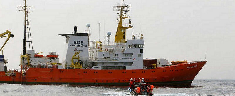 Pedro Sánchez ofrece Valencia para acoger al barco Aquarius con más de 600 inmigrantes