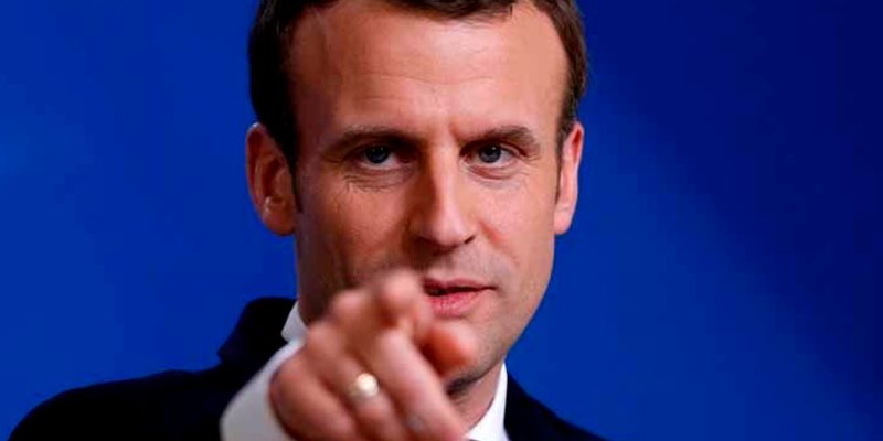 Sale a la luz la inquietante doble vida de Macron