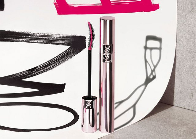 Mascara Volume Effet Faux Cils The Curler y... &iexcl;Di adi&oacute;s al rizador!