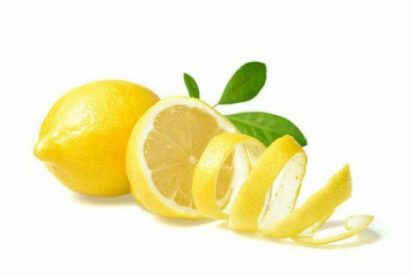 C&aacute;scara de lim&oacute;n y bicarbonato: el d&uacute;o imbatible de la limpieza casera
