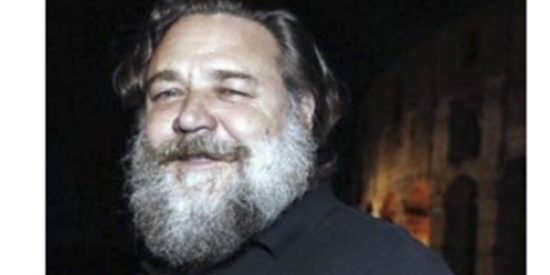 ¿Este es Russell Crowe o Papá Noel?; está irreconocible