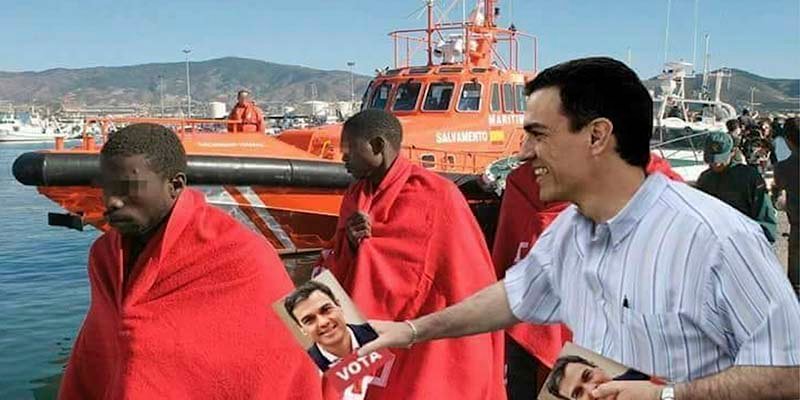 El 'Aquarius' activa una avalancha de pateras y Carlos Herrera lanza una pregunta que deja tieso a Pedro Sánchez