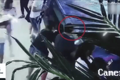 Un tibur&oacute;n muerde a una ni&ntilde;a de seis a&ntilde;os en un centro comercial chino