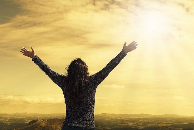 V&iacute;ctor Corcoba Herrero: "Mirar con confianza hacia adelante"